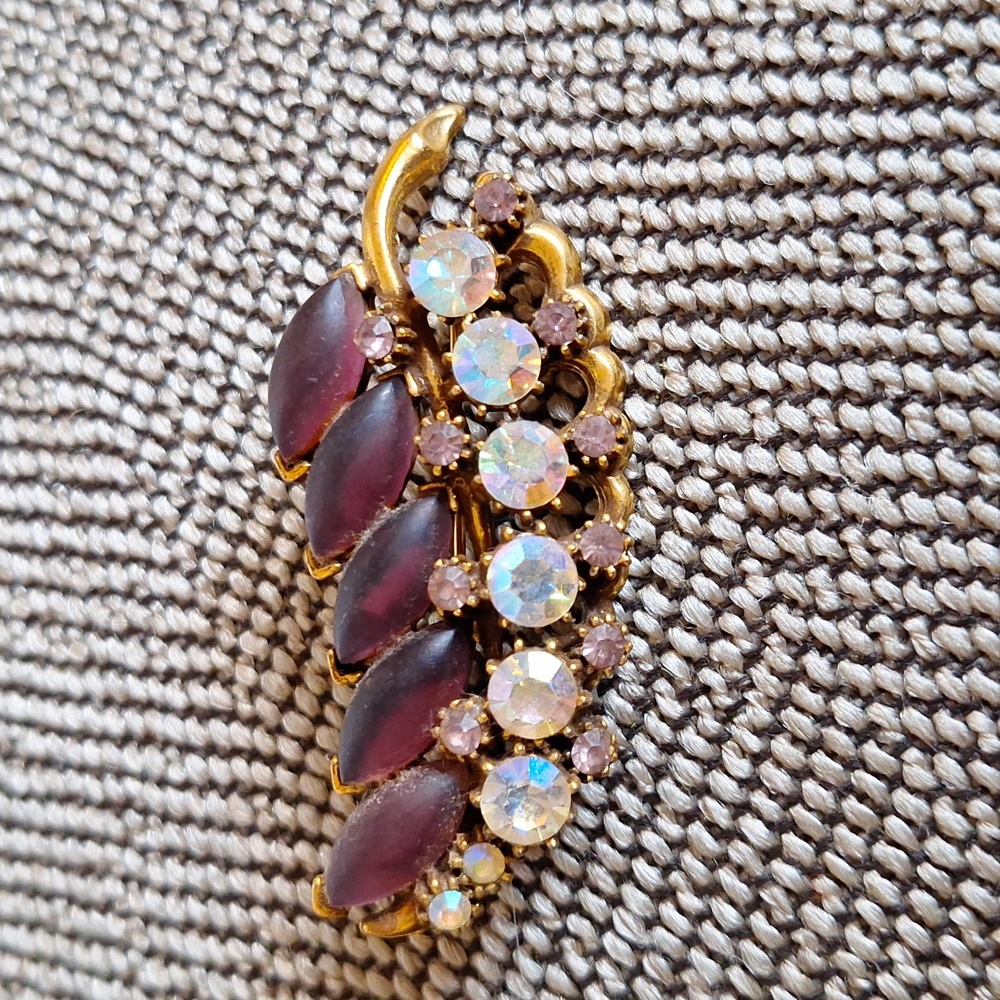 AMAZING vintage amesyth brooch/pin